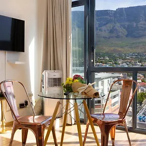 Apartment Urban Oasis At The Four Seasons, Kapstadt
