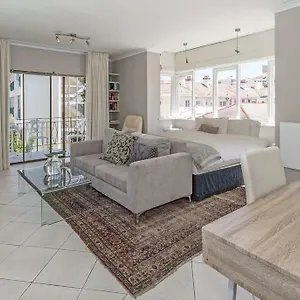 Apartment Cosy And Classy Sea Point, Kapstadt